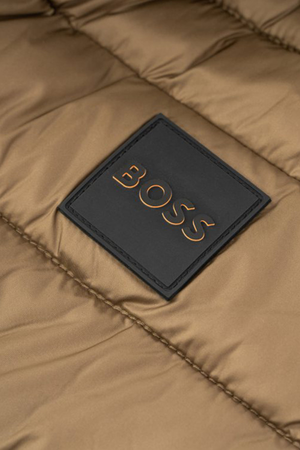 BOSS SLEEVELESS JACKET - 243